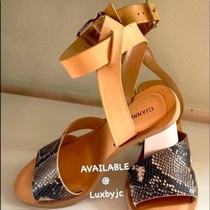 Gianni Bini Sandals in Tan